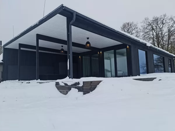 Brīvdienu māja MinMoHome. Koncepts 2.0 ar terasi.